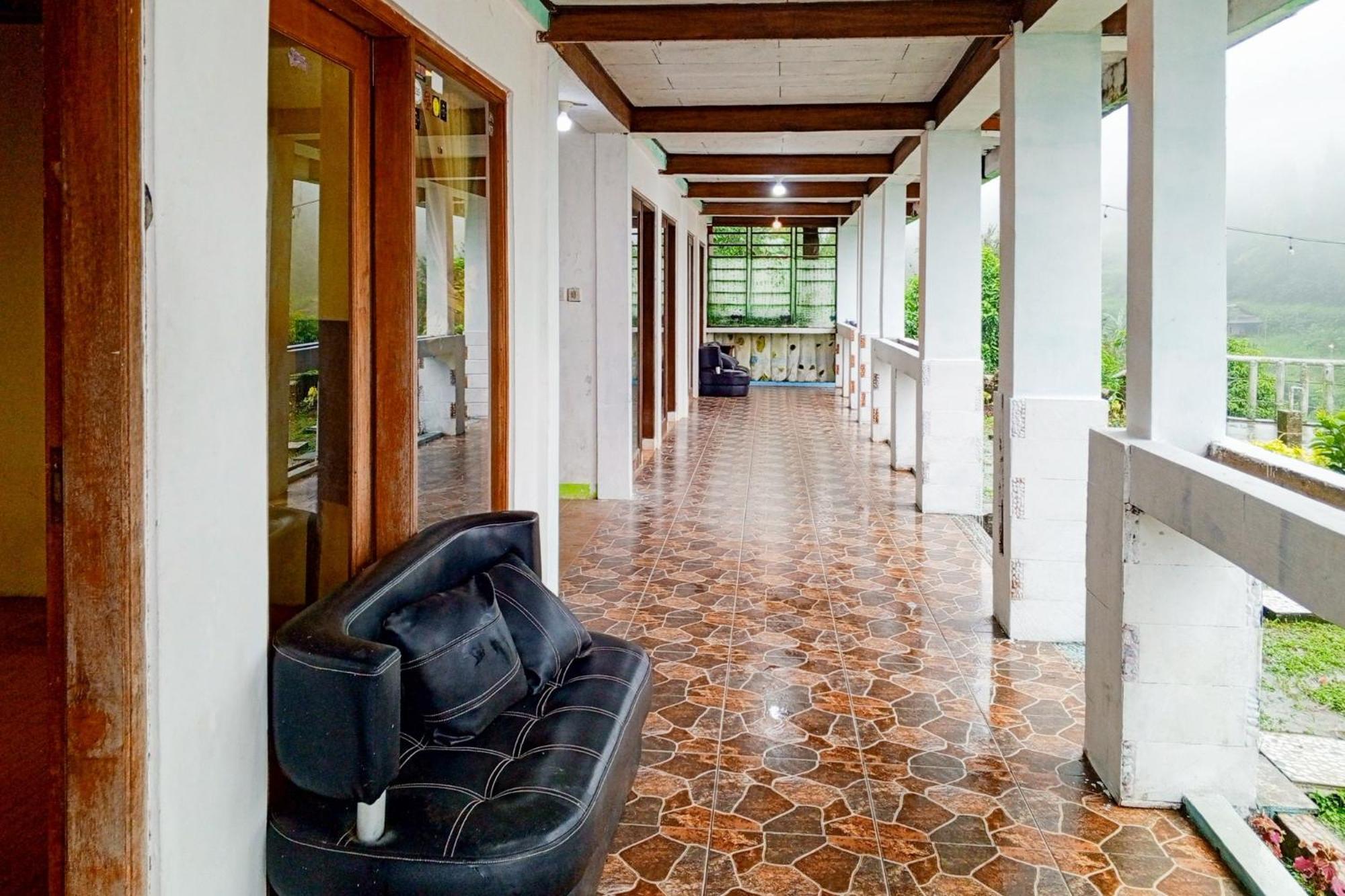 Villa Kampus Near Taman Safari Cisarua Puncak Redpartner 보고르 외부 사진