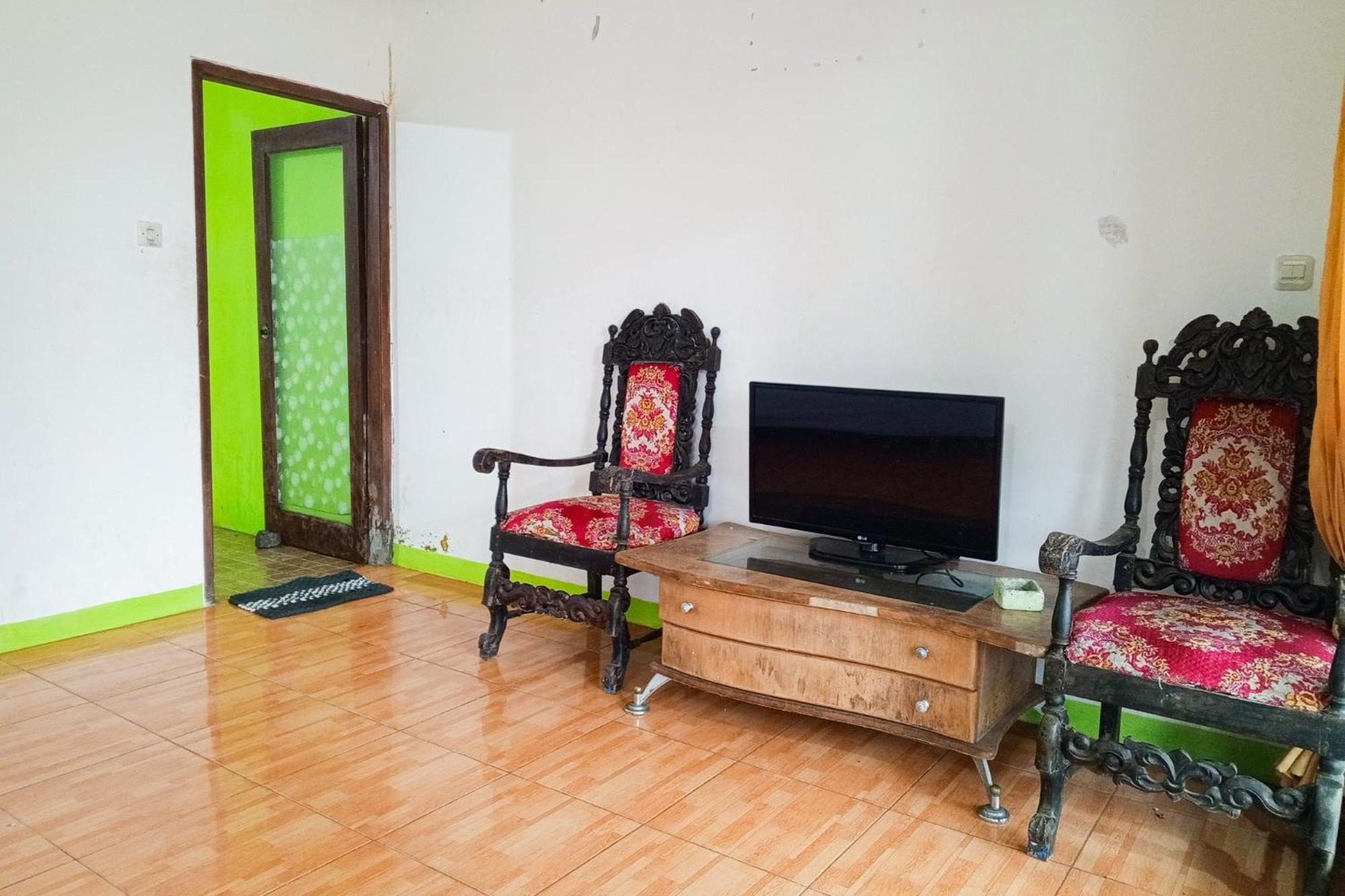 Villa Kampus Near Taman Safari Cisarua Puncak Redpartner 보고르 외부 사진